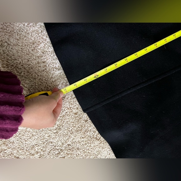 Burberry woolen coat usa large also fit medium - Picture 9 of 15